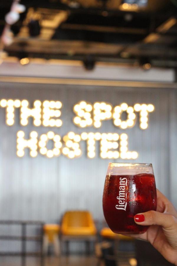 Hostel The Spot *